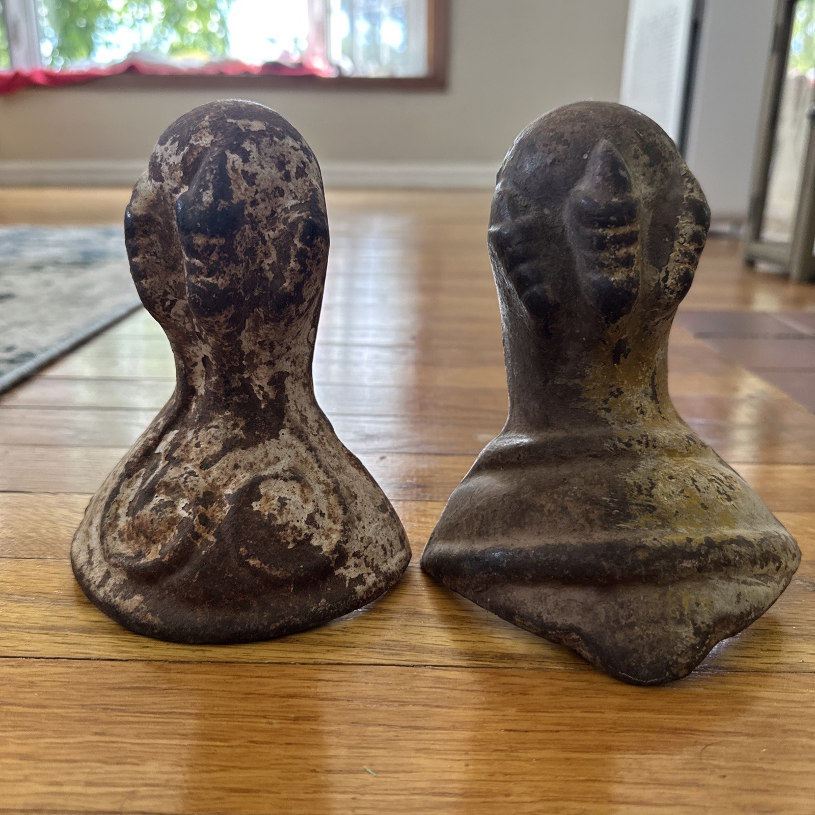 Pair Of Antique Cast Iron Claw Tub Feet
